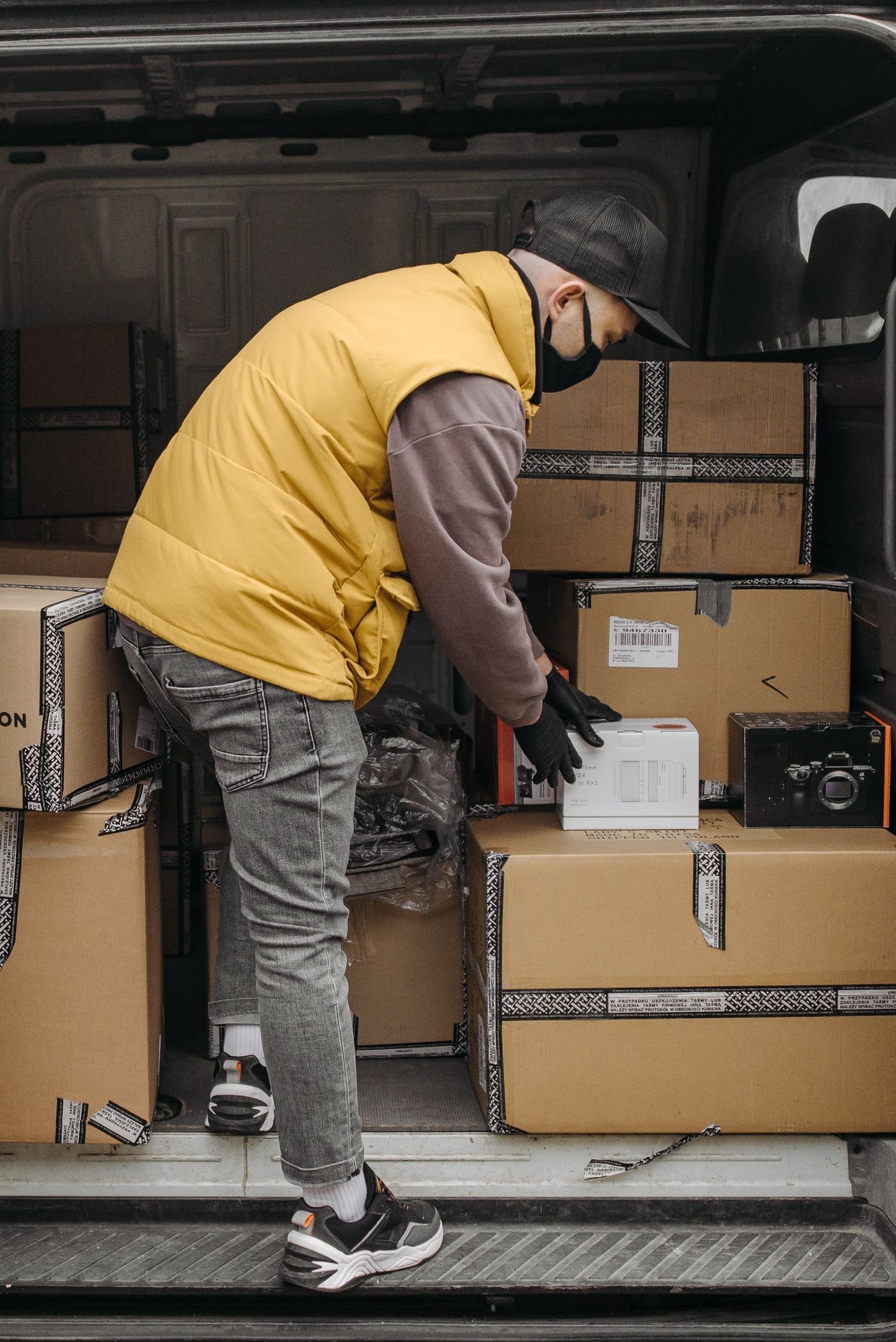 Delivery worker with boxes